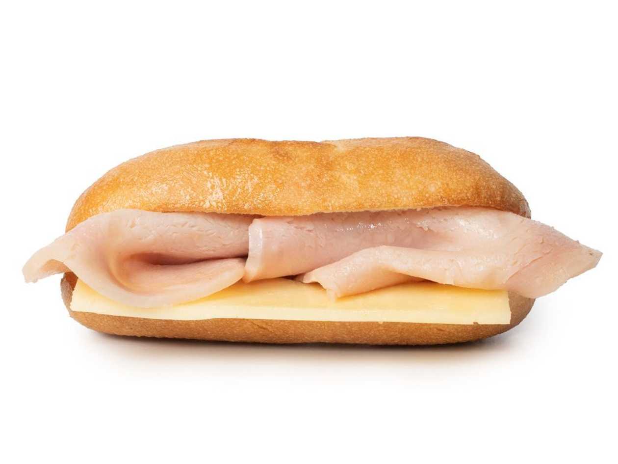 30. Lombo ao alho e queijo maturado