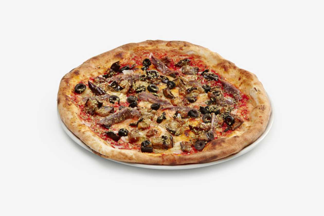 Pizza with anchovies