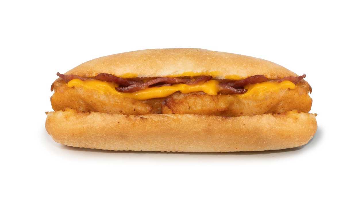 24. Frango kebab, molho cheddar e bacon fumado