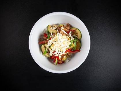 Kuracie s thajskou bazalkou a chilli