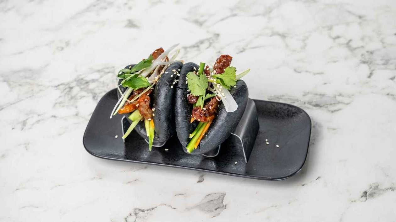 Crispy Duck Bao