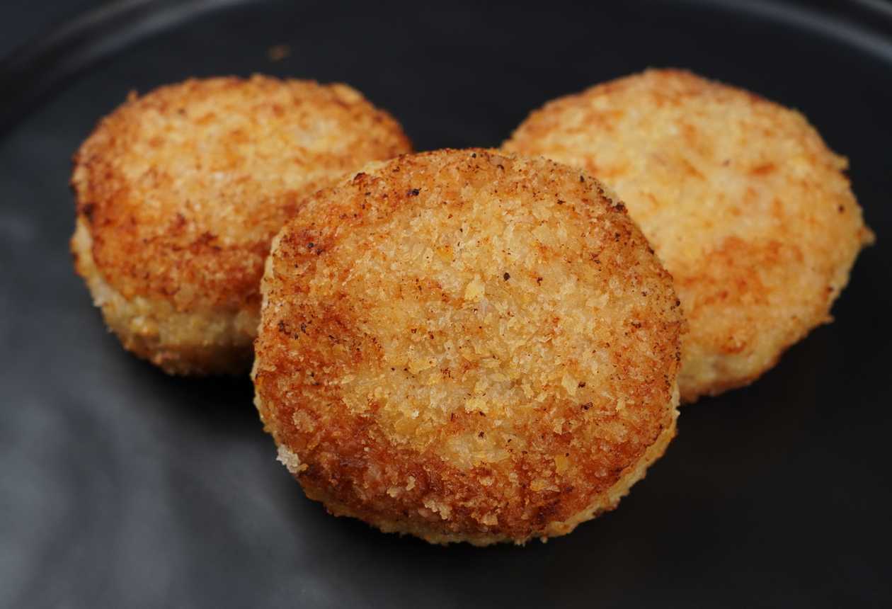Fried chicken meatballs, 4 pcs
