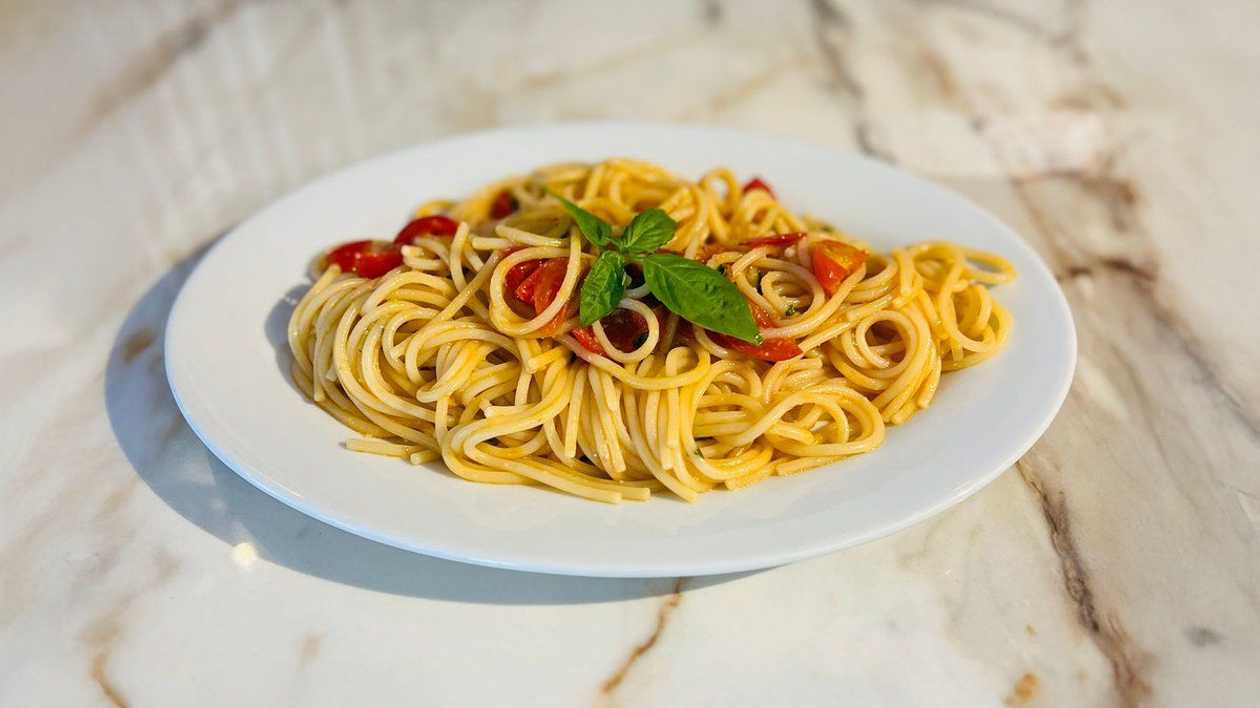 Spaghetti Alla Napoletana