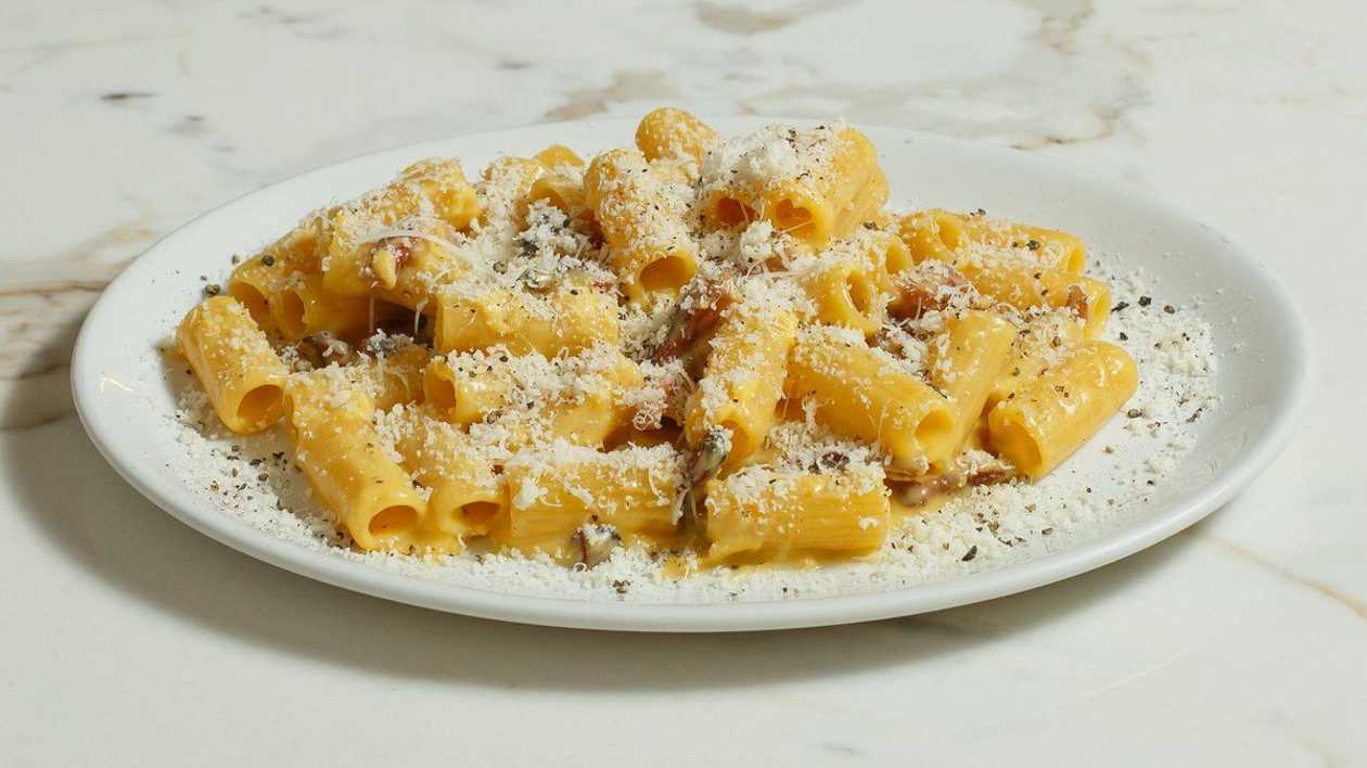 Rigatoni Carbonara