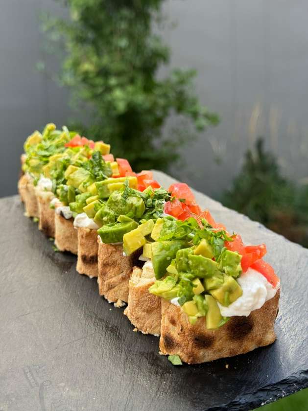 Scushi pizza sushi somon