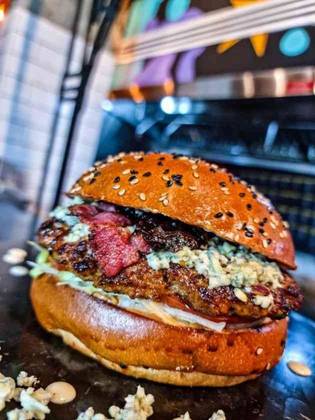 THE GORGONZOLA MONSTER BURGR 450GR