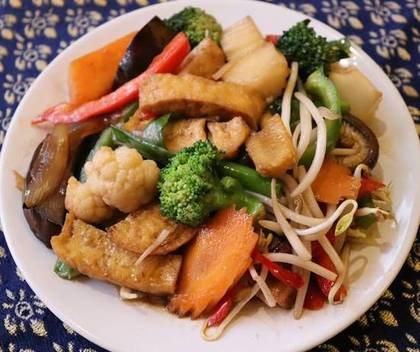 47. Pad-Nam-Man-Hoy ผัดน้ำมันหอยเจ