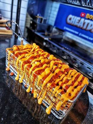 SPICY LOADED FRIES 360GR