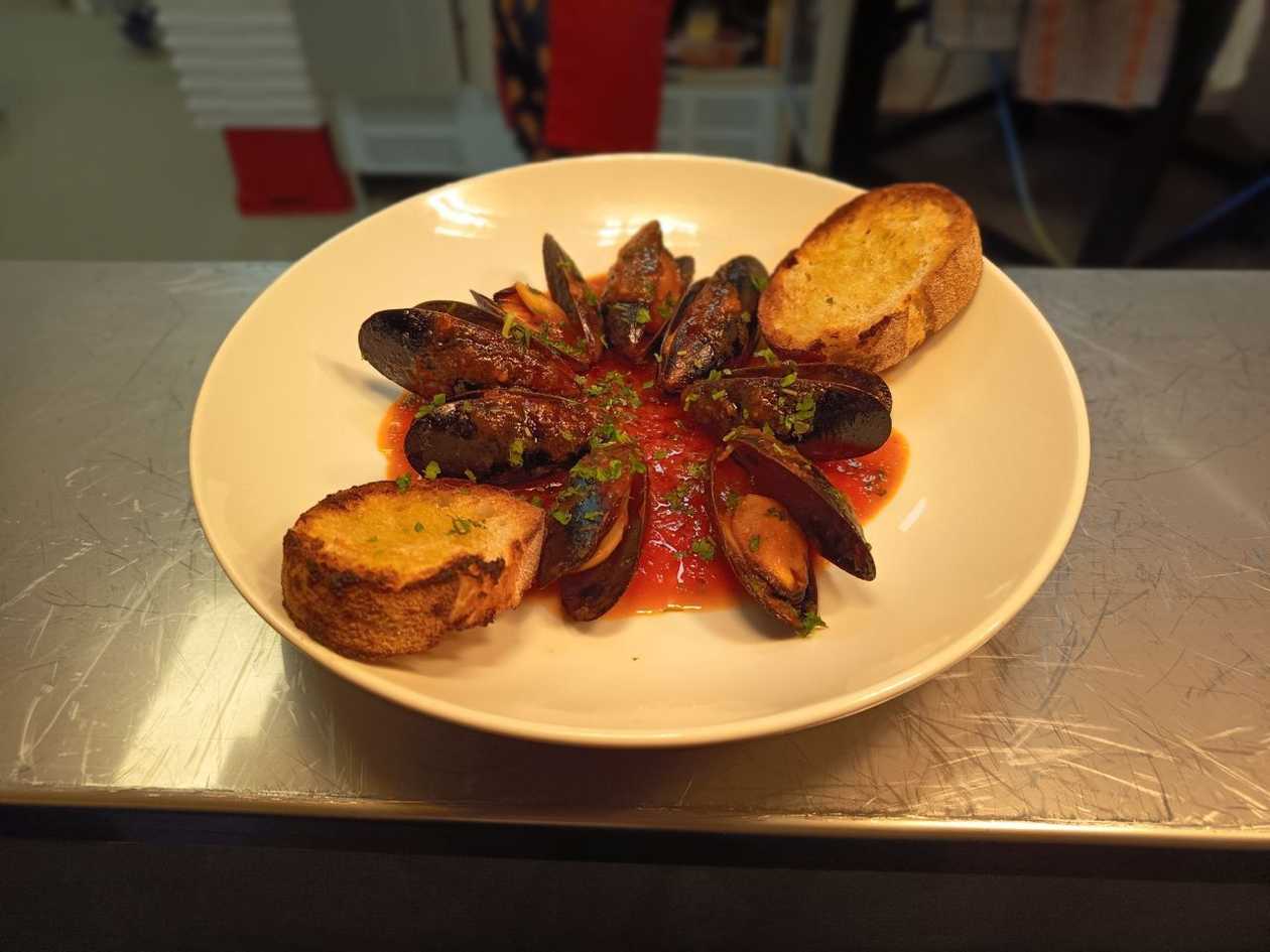 Mussels Marinara