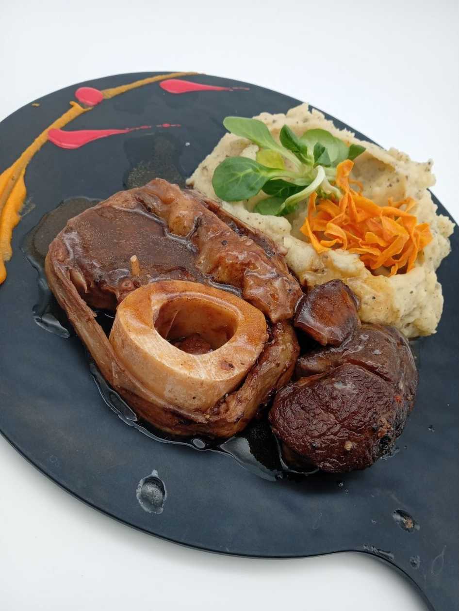 Osso Buco (Rasol de Vițel) - Tartuffata