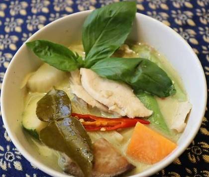 16. Gang-Keaw-Wan แกงเขียวหวานไก่