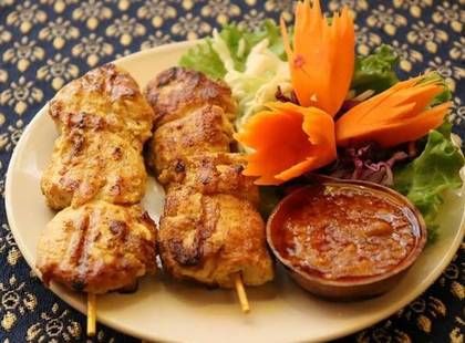 2. Sa-Tae สะเต๊ะไก่