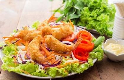 Salata cu creveți crispy 350g / Sa lát tôm chiên 350g