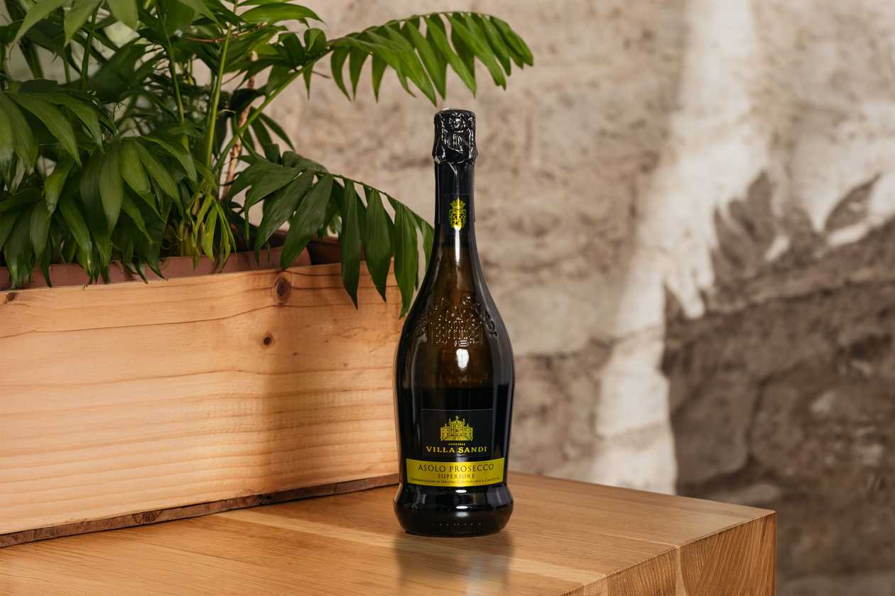Prosecco Villa Sandi, Asolo Superiore Brut NV, Asolo, Veneto, Italy, 75cl