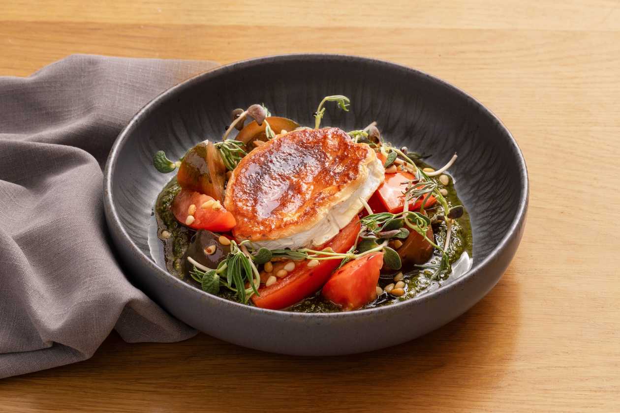 Kitsejuustu salat