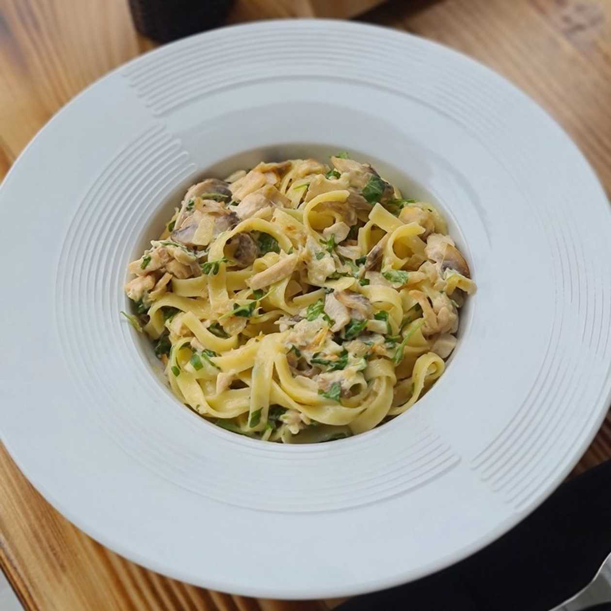 Pasta with Chicken and Mushrooms