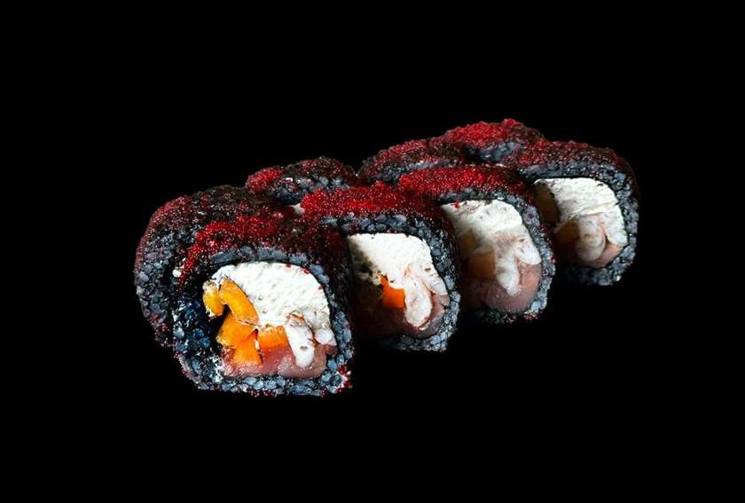 Black Ocean Roll