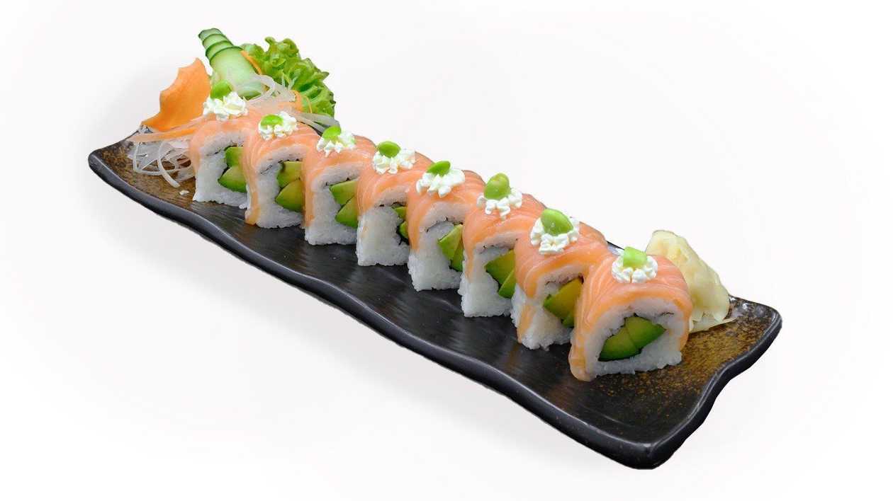S81. Sake Roll