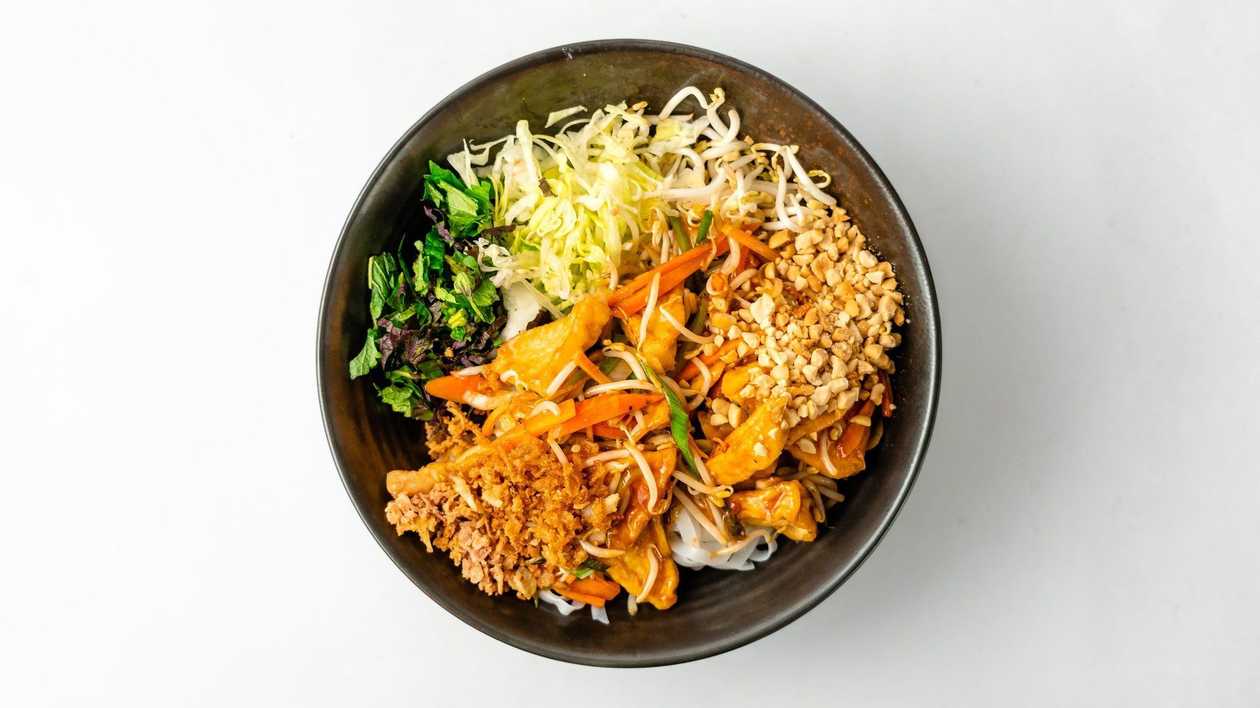 V23. Phở Trộn Vegan