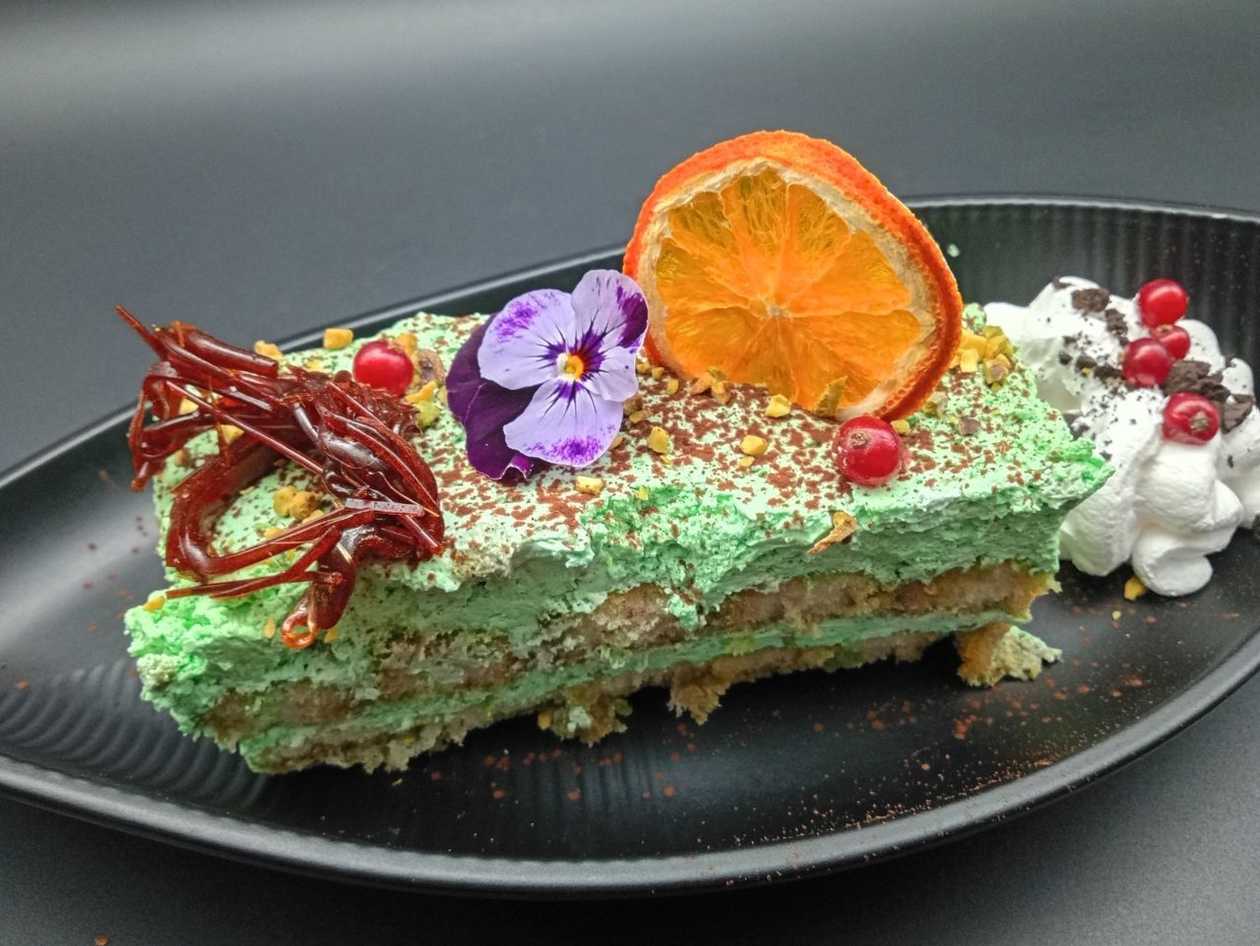 Tiramisu cu Fistic