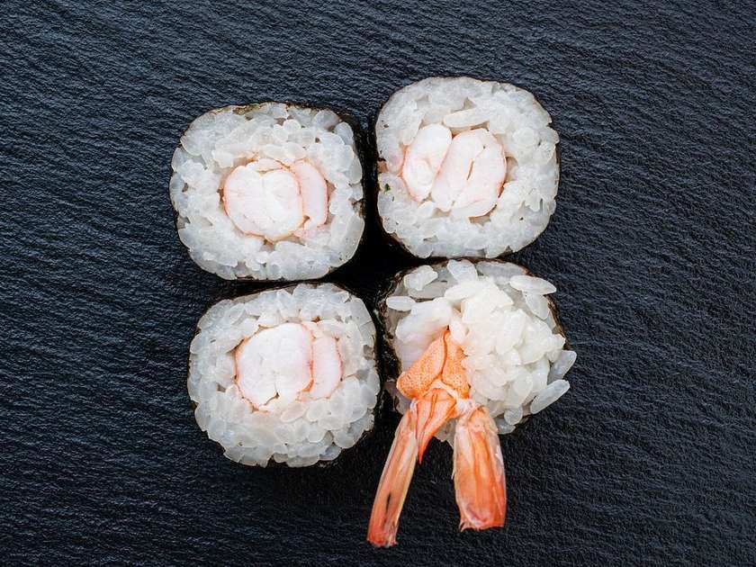 Shrimp Maki 8 Pcs