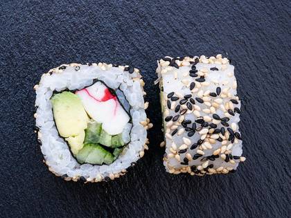 Sesame Maki 8 Pcs