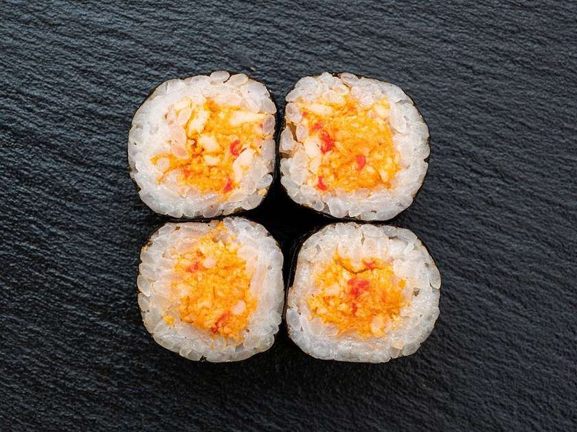 Spicy Crab Maki 8 Pcs