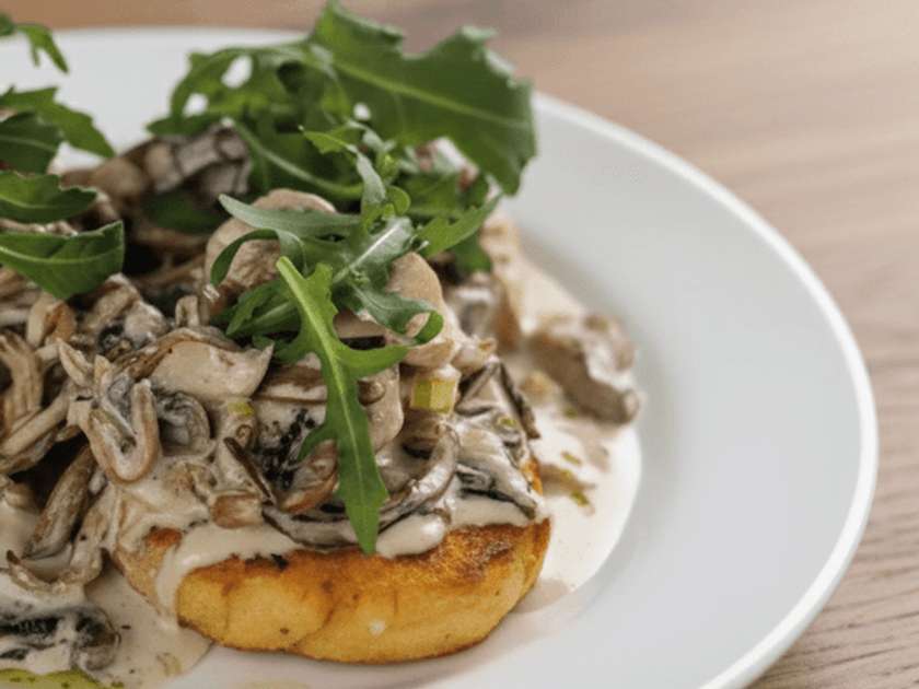 Polenta with Chicken and Mushrooms