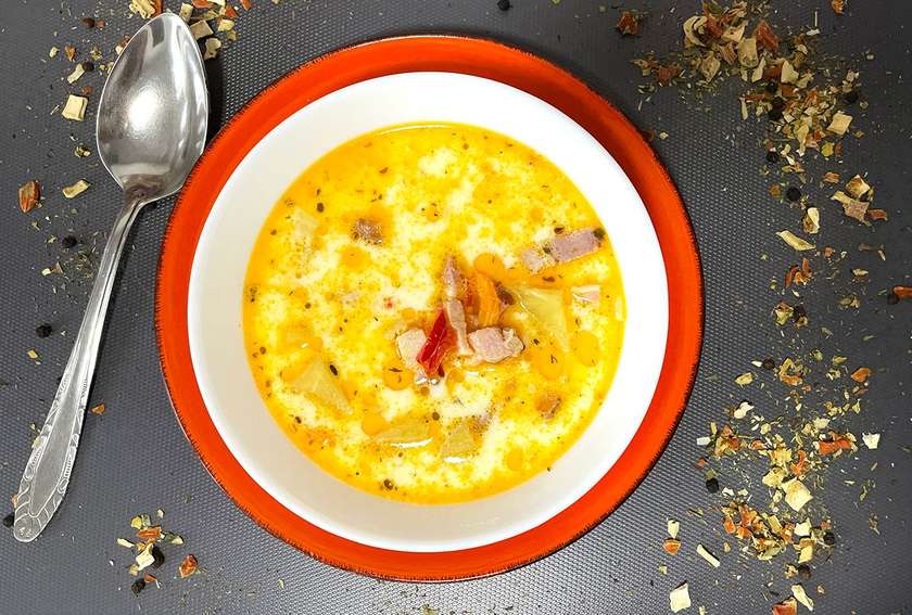 Potato Soup with Smoked Meat - Fried Rice with Chicken and Vegetables