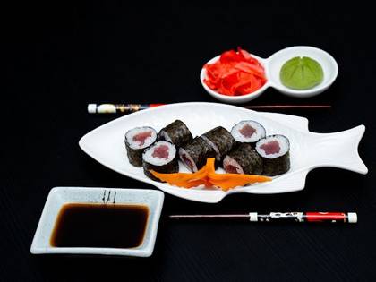 HOSOMAKI ATUM / TUNA  (8 pcs )