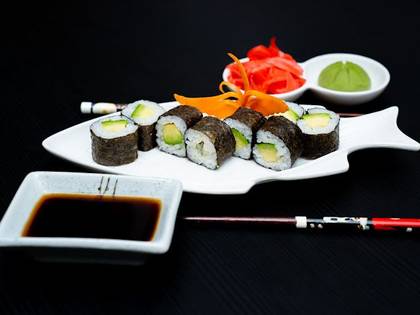HOSOMAKI ABACATE (8 pcs )