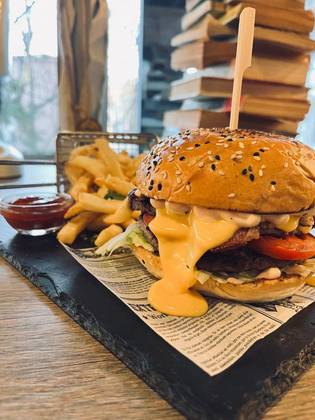 Cheddar King Burger