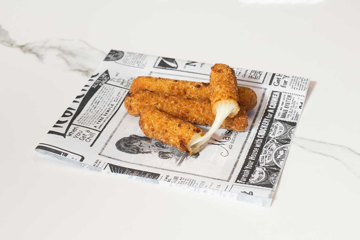 Mozzarella Sticks 4pcs
