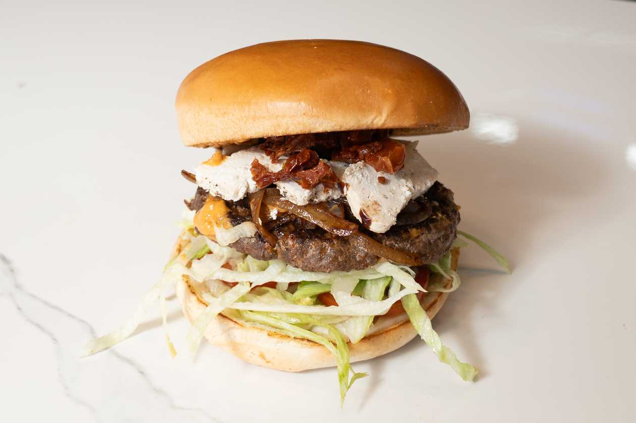 Maltese Angus Burger