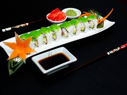 URAMAKI ALASKA (8 pcs)