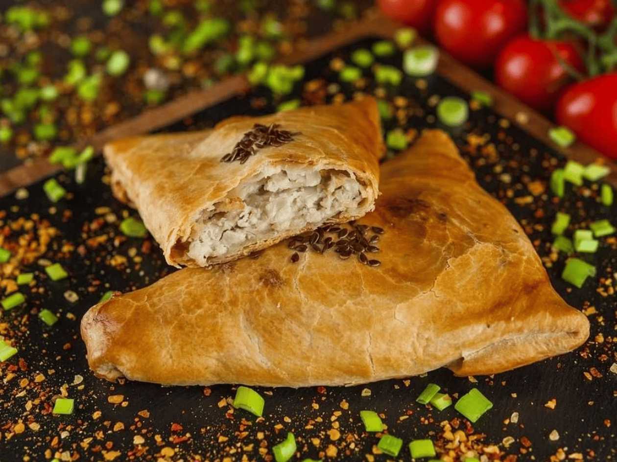 Samsa with chicken