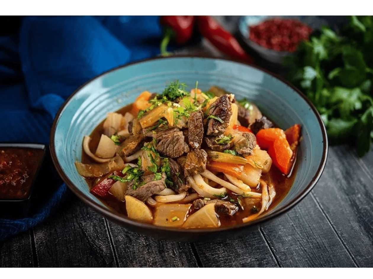 Uzbek Lagman with beef