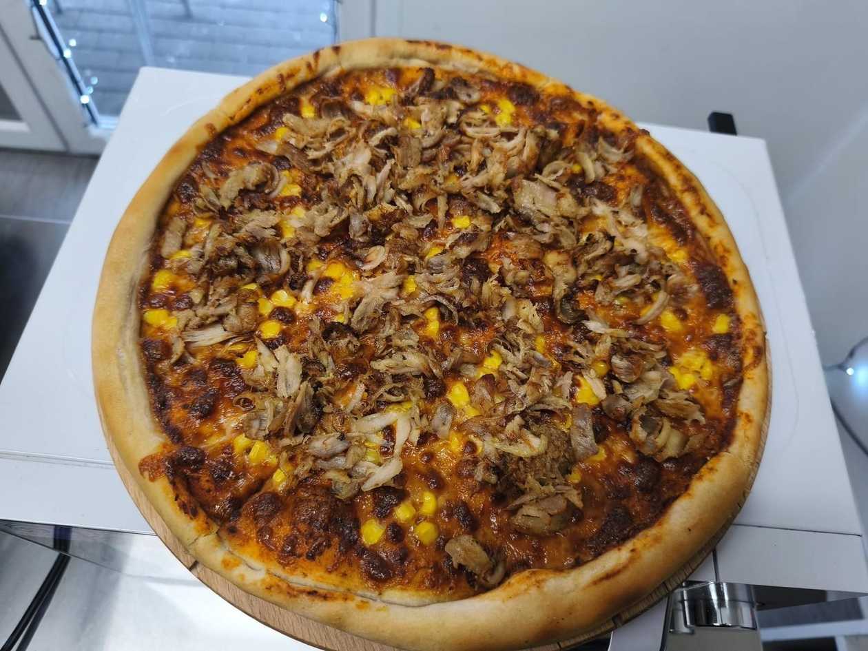 Kebab Pizza