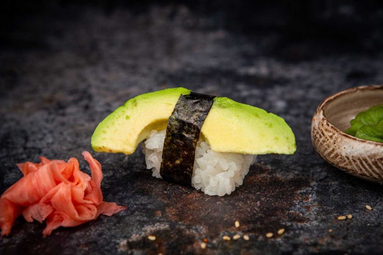 #57 Avocaado nigiri 1pcs
