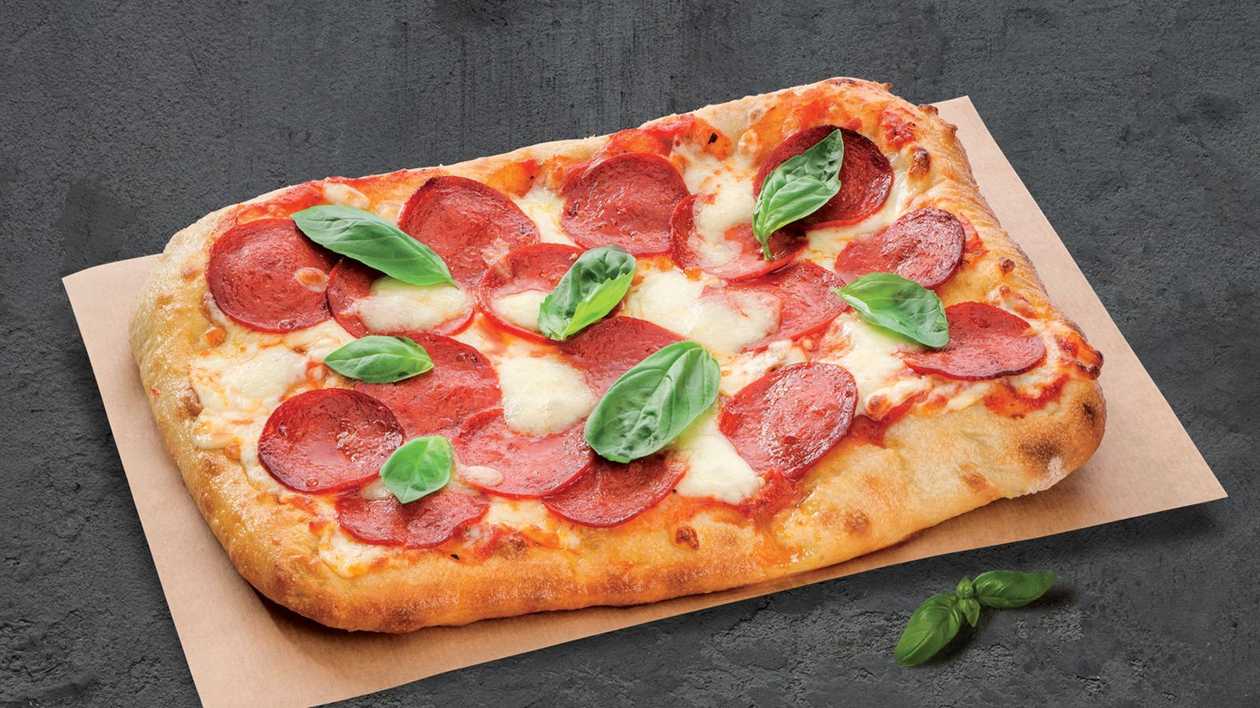 Romas pica ar Pepperoni un Buffalo sieru sālījumā (25x25cm) 🌶️