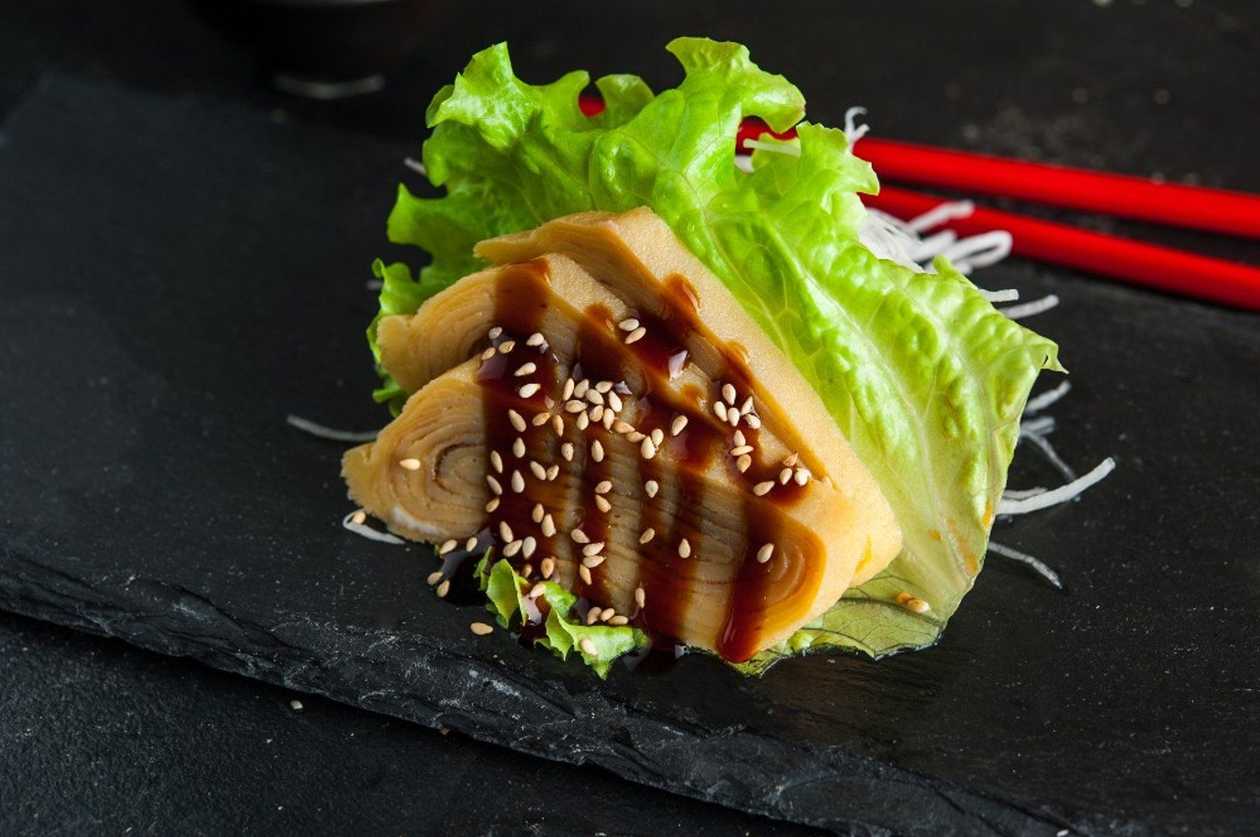 #64 Sashimi with japanese omelette 3pc