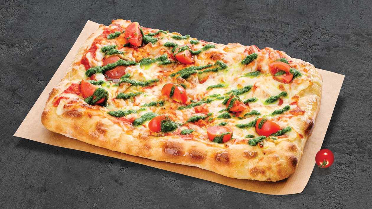 Romas Margarita ar pesto mērci (25x25cm)
