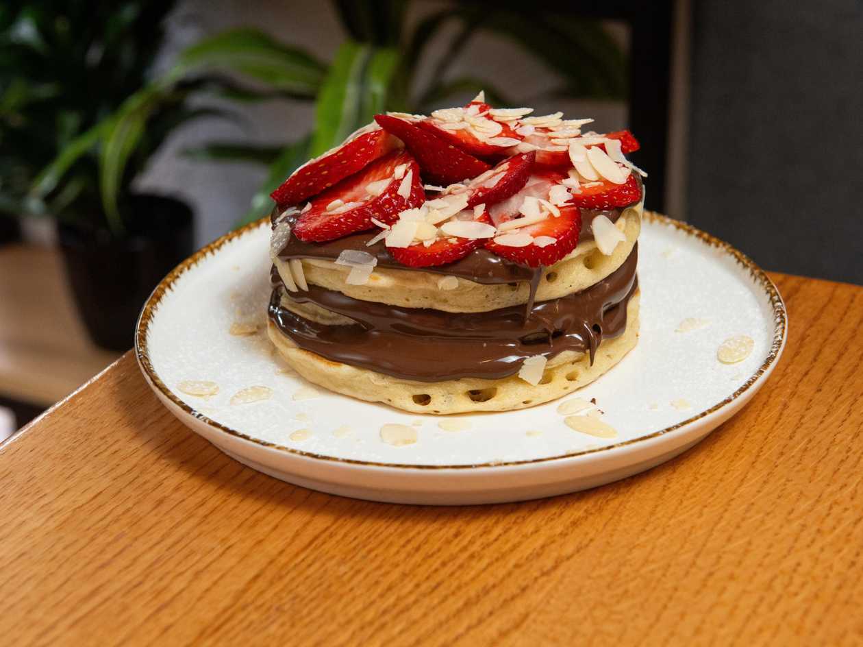 Pancakes with Strawberry and Nutella