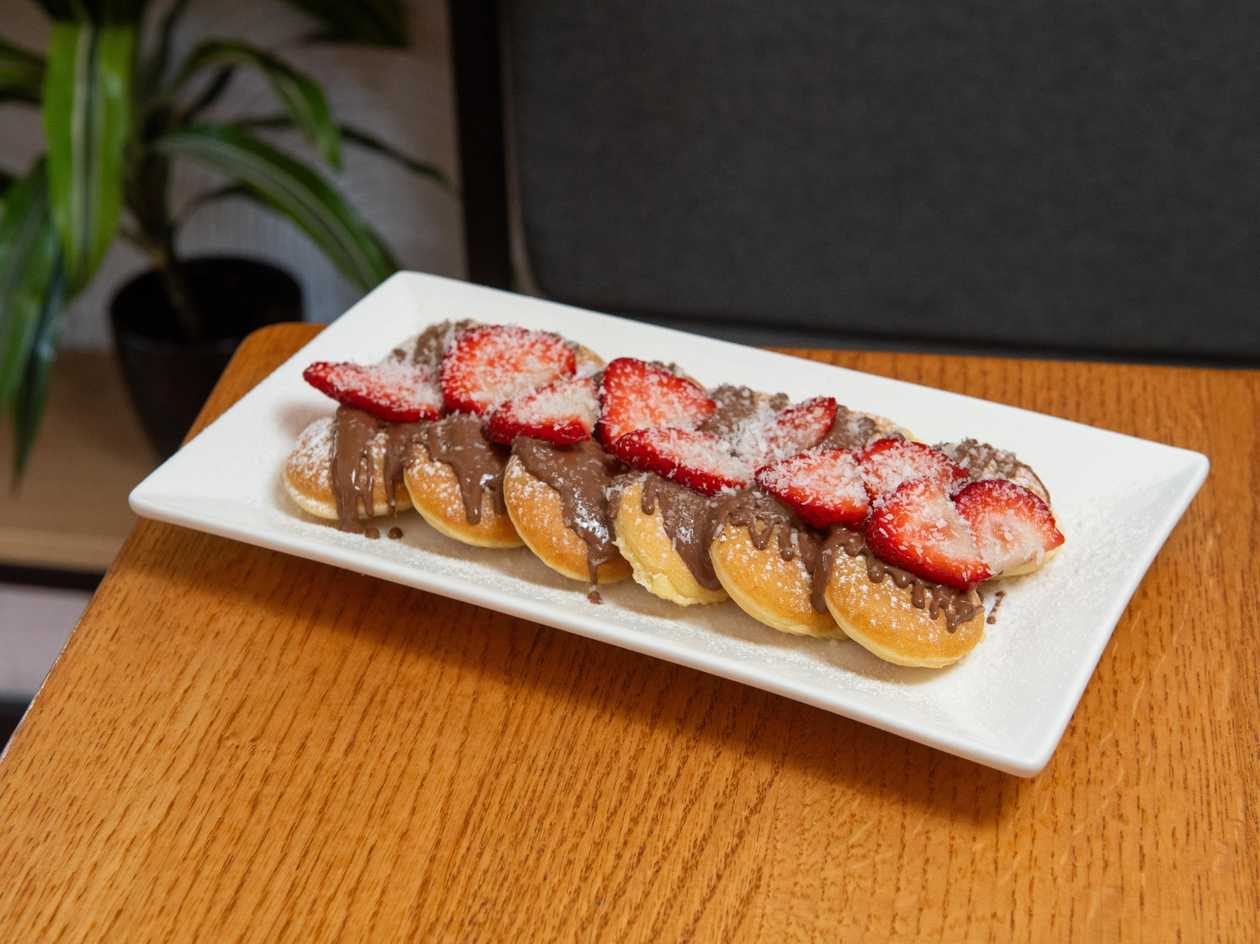 Mini Pancakes with Strawberries and Chocolate