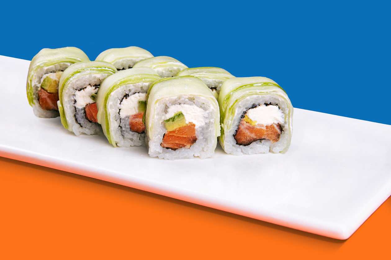 Salmon & Cucumber Roll