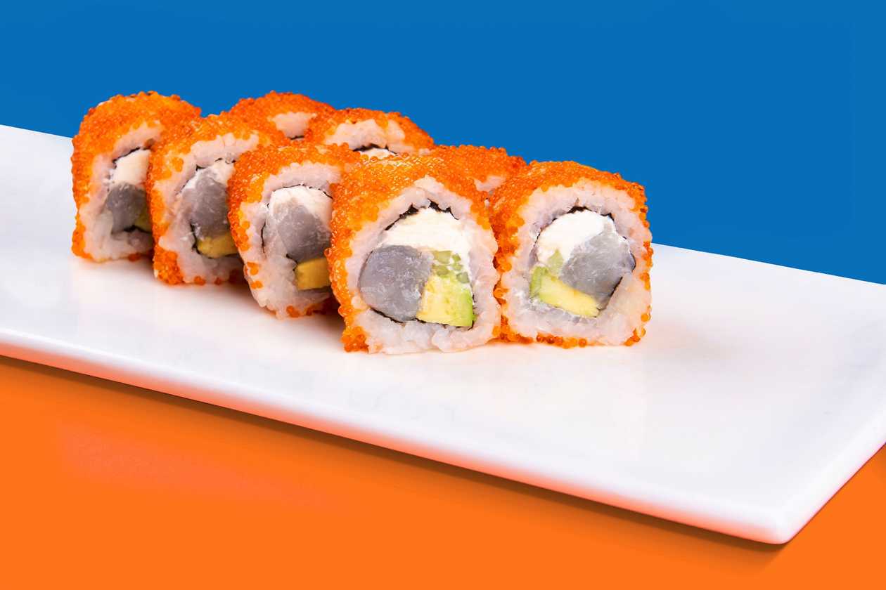 California roll with crab and Tobiko