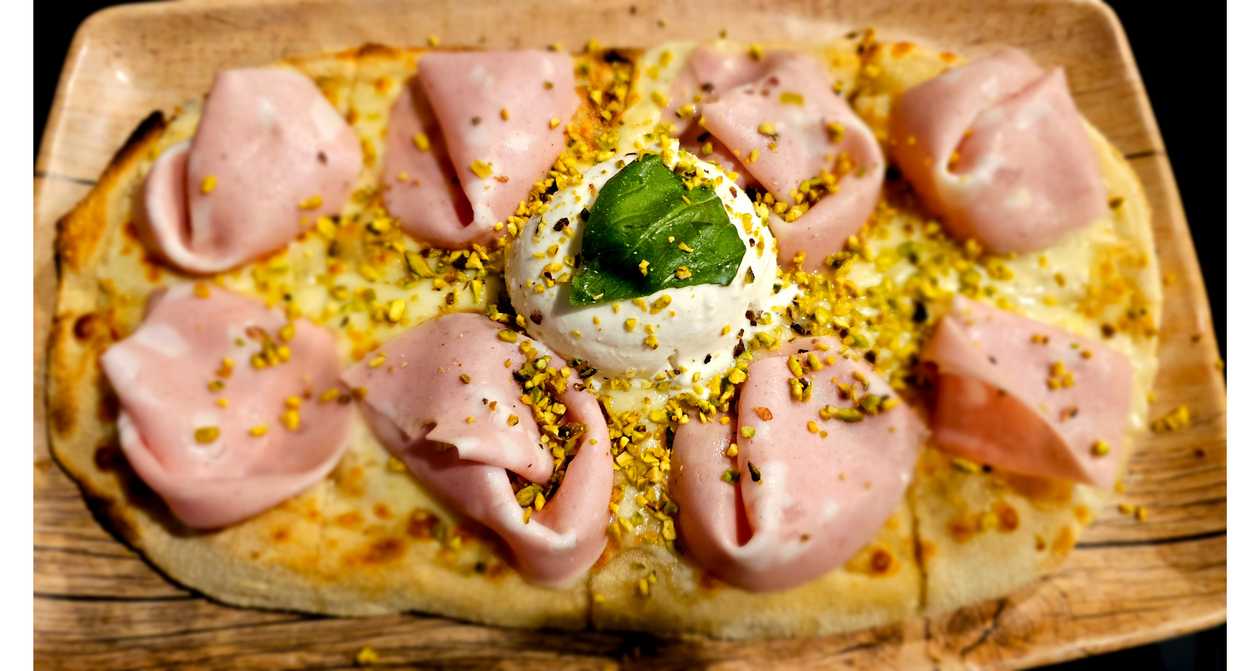 Mortadella White Pinse