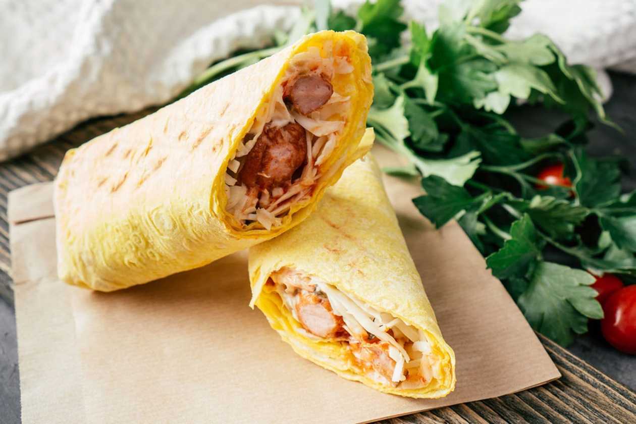 Хот-дог із двома сосисками