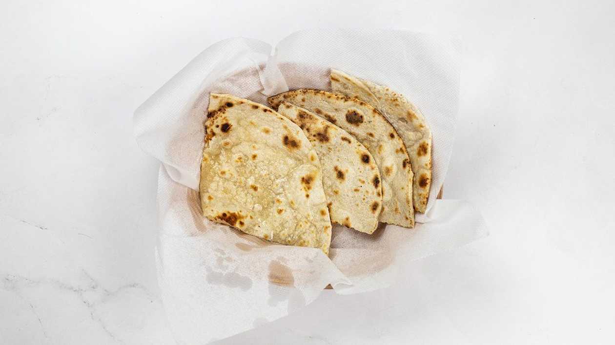 Tandoori Peshwari Naan