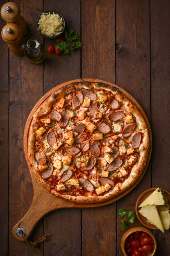 Hawaiian-Twist (Sweet & Sour Pineapple & Beef Sausage Pizza)